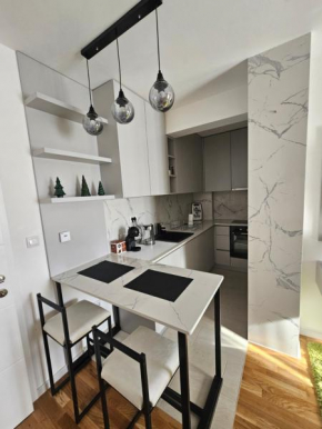 Apartman 33